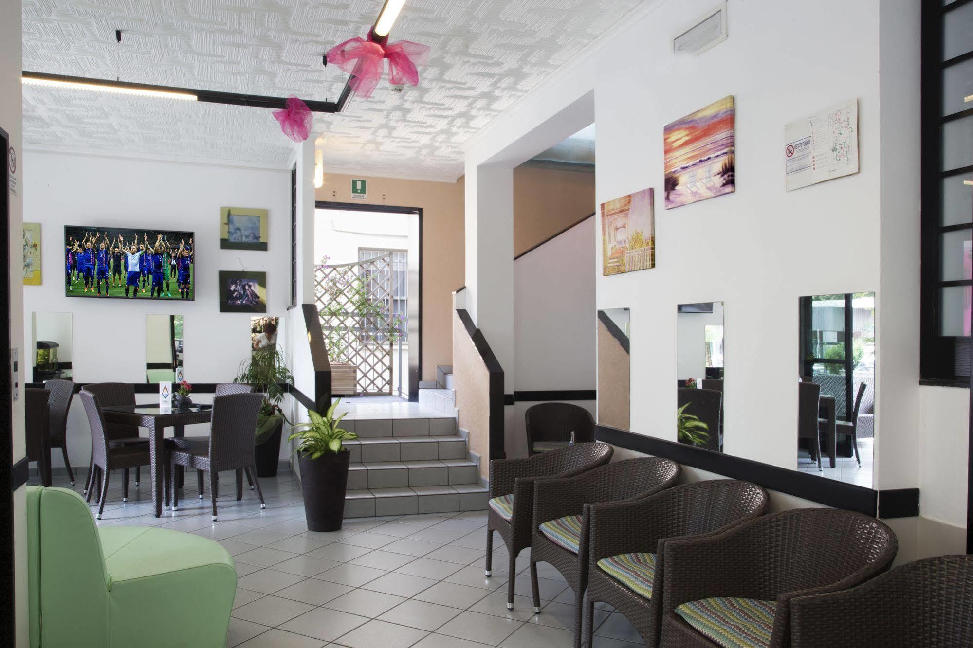 Hotel Penny ริมินี ภายนอก รูปภาพ